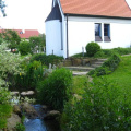 kapelle-moosdorf wasser und bauwerk zusammenspiel (1)